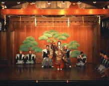 Nho theater, traditional dance